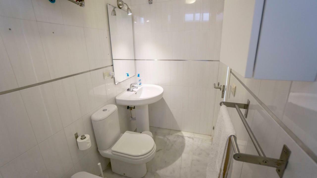 Rentalsevilla Espacioso Duplex En La Puerta Real エクステリア 写真